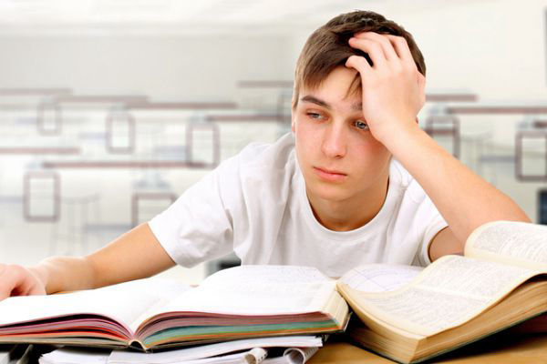 Eredménytelenül tanul sokat 